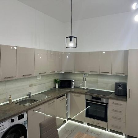 Szeged Szive Apartman מראה חיצוני תמונה